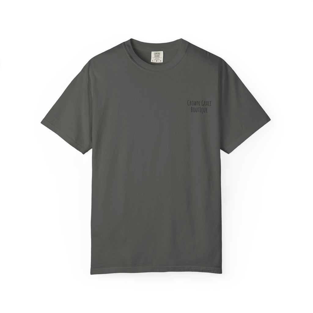 I’m Not Arguing Tee — Funny Statement T-Shirt with “I’m Just Explaining Why I’m Right” Print