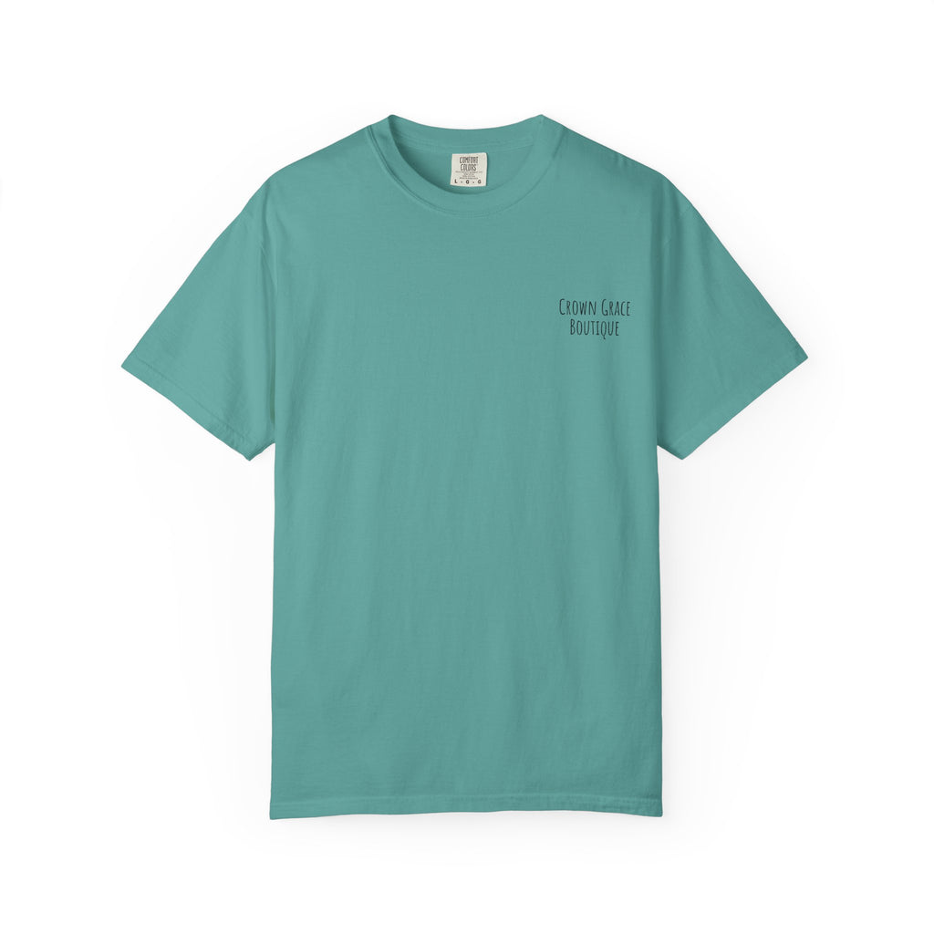 I’m Not Arguing Tee — Funny Statement T-Shirt with “I’m Just Explaining Why I’m Right” Print